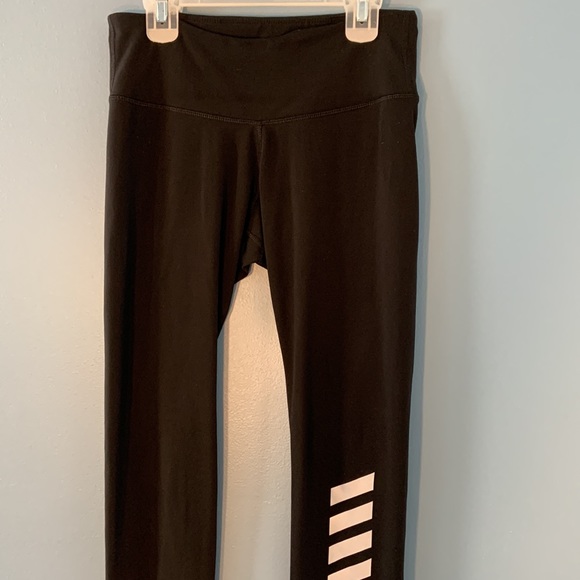 Running spandex with reflectors - Picture 3 of 4